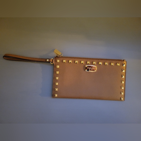 NWOT Michael Kors Brown Wallet/Wristlet OS - Picture 1 of 8